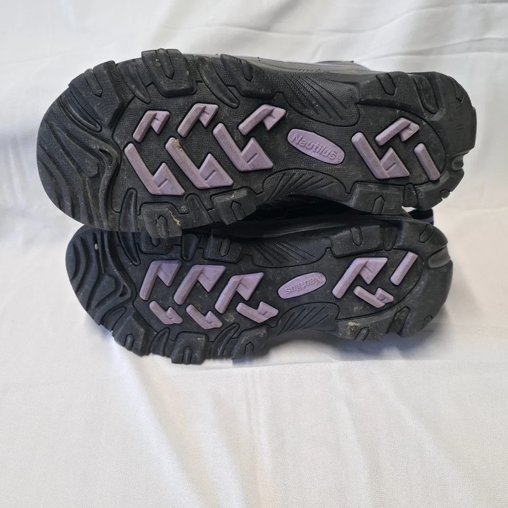 Nautilus Men's Waterproof Steel Toe Safety Shoes‎ Size 9.5M Model N2251M